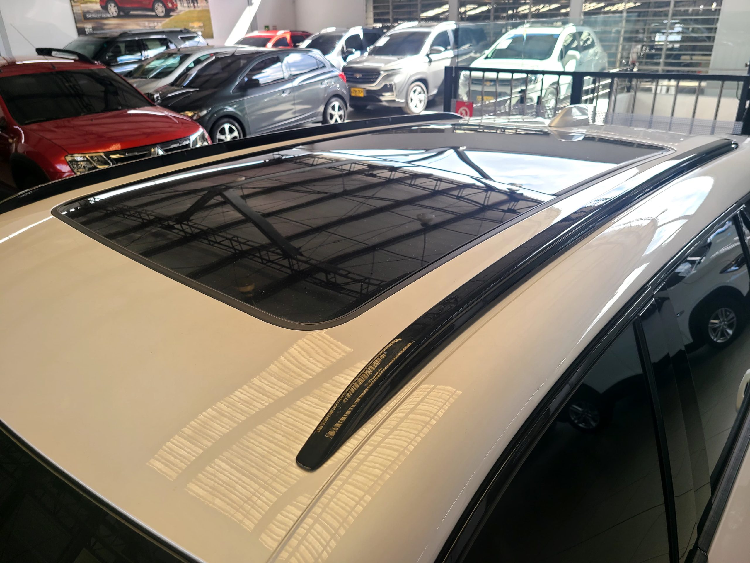 
								BLAZER EV RS AT full									