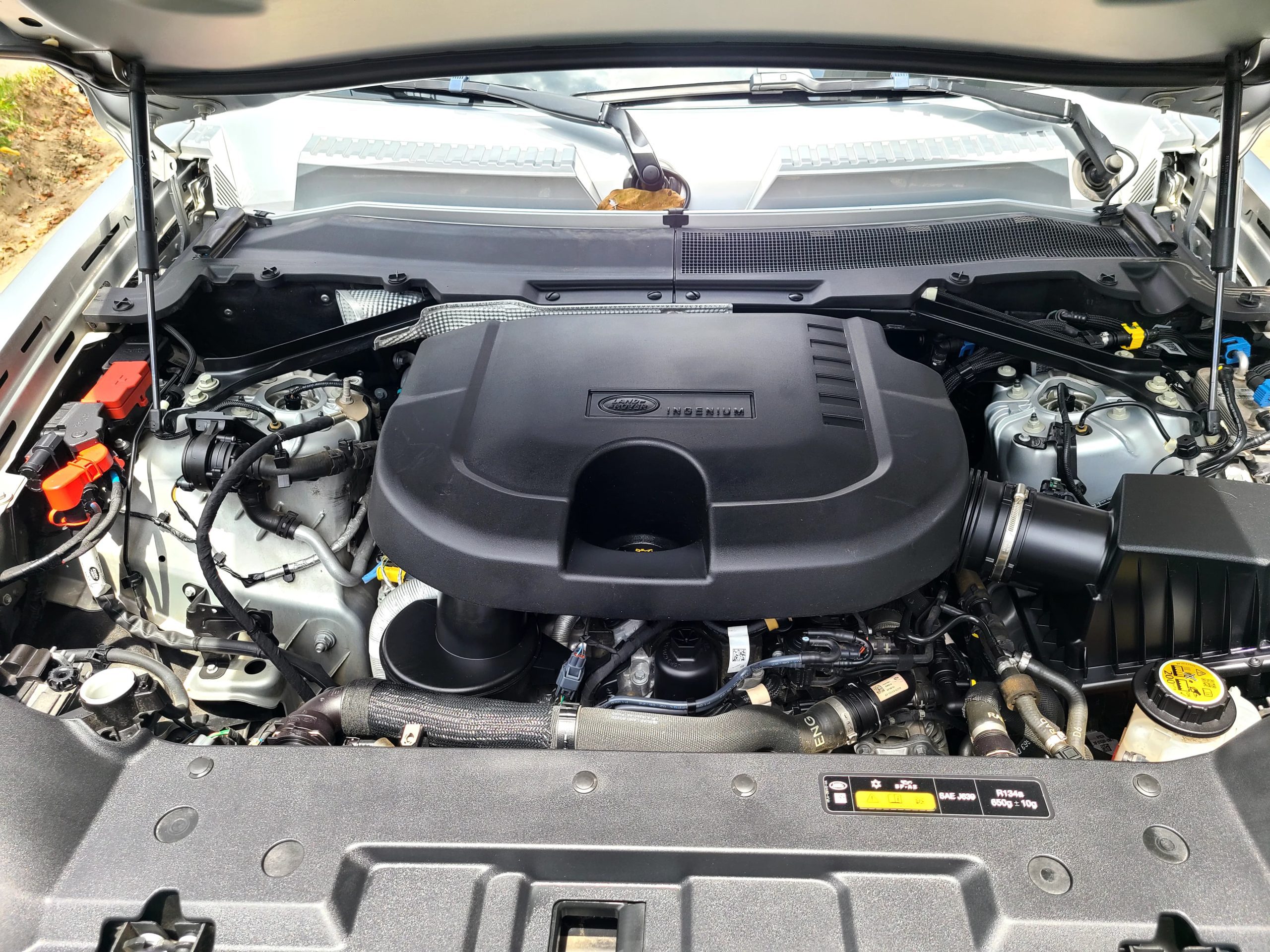 
								DEFENDER 110 3.0D full									