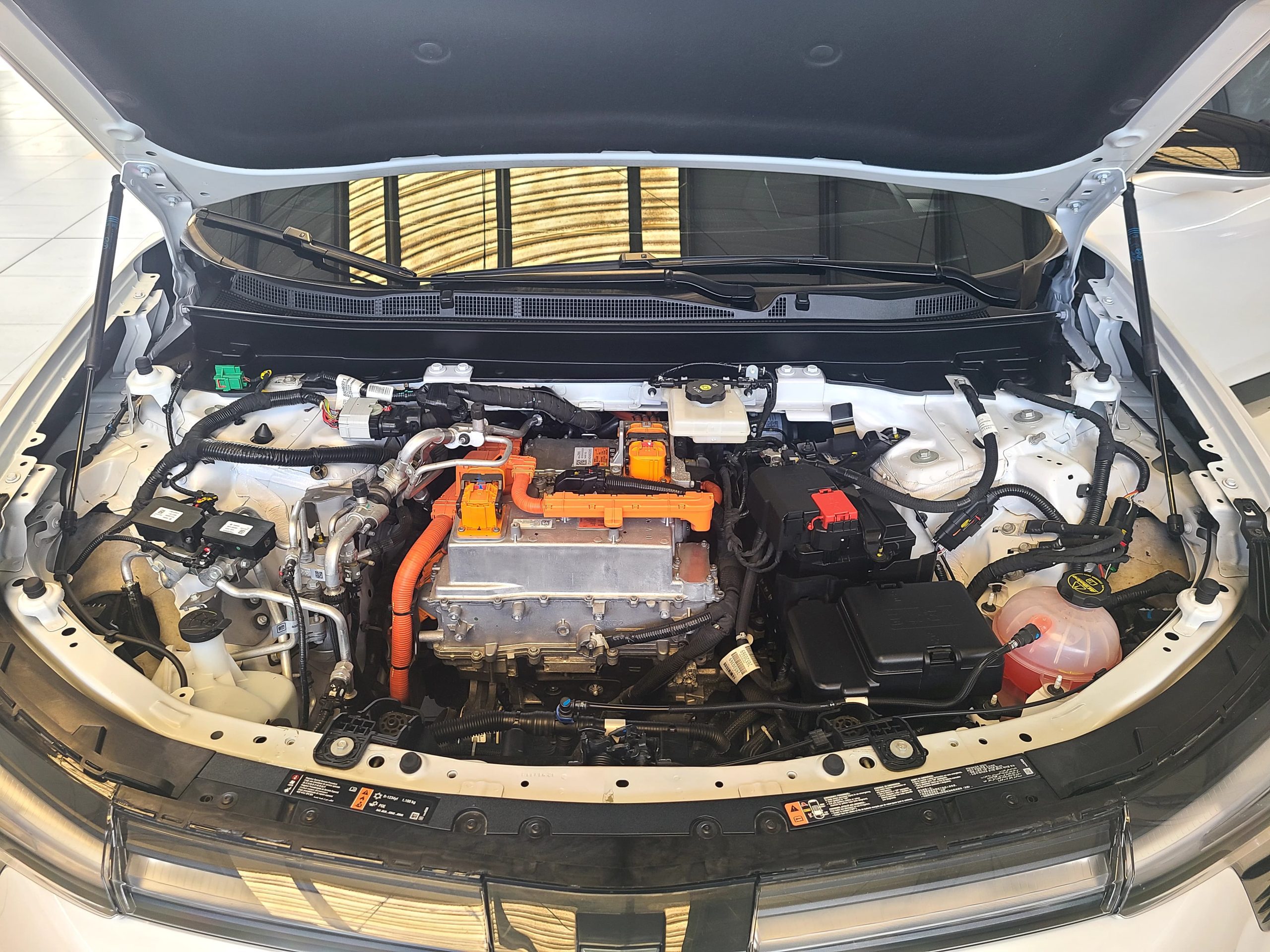 
								BLAZER EV RS AT full									