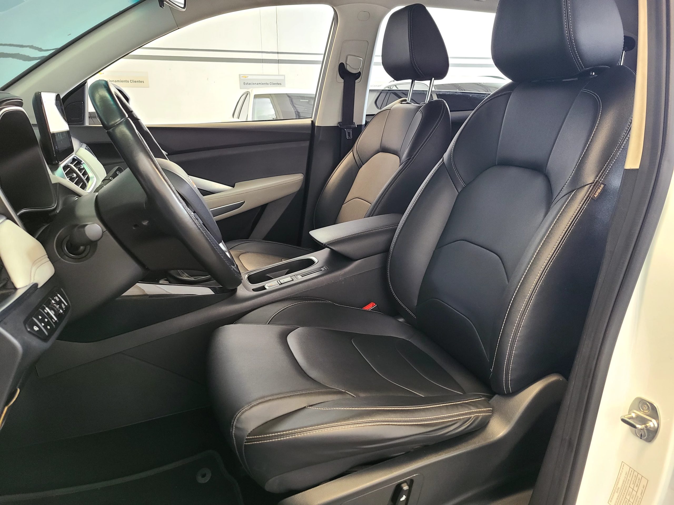 
								CAPTIVA PREMIER TURBO AC 1.5 AT full									