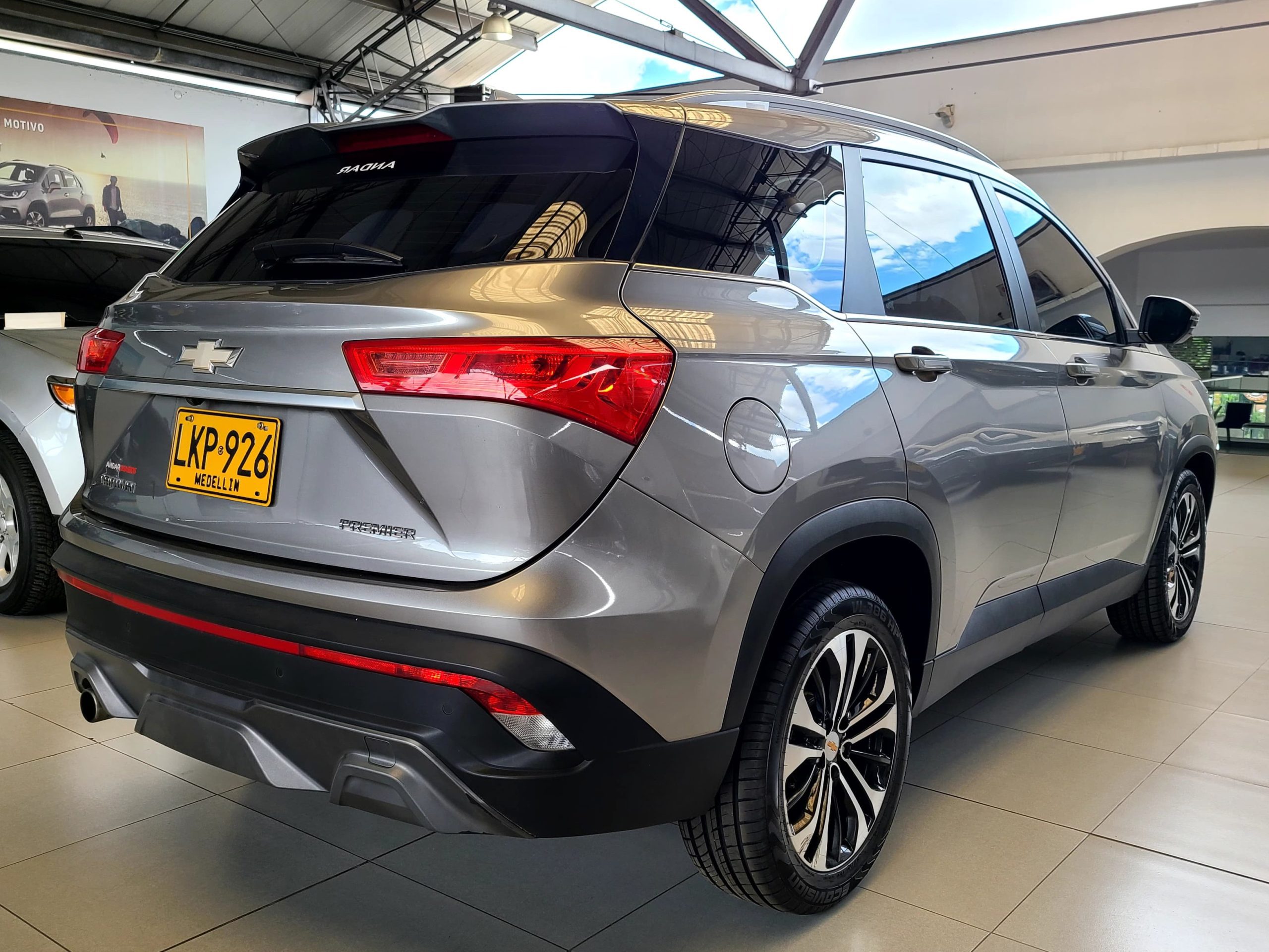 
								CAPTIVA PREMIER TURTBO AC 1.5 AT full									