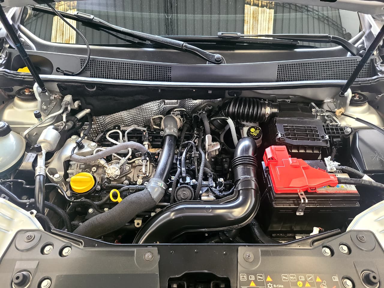 
								RENAULT DUSTER [2] [FL] ICONIC AT 1300CC T 4X2 6AB full									