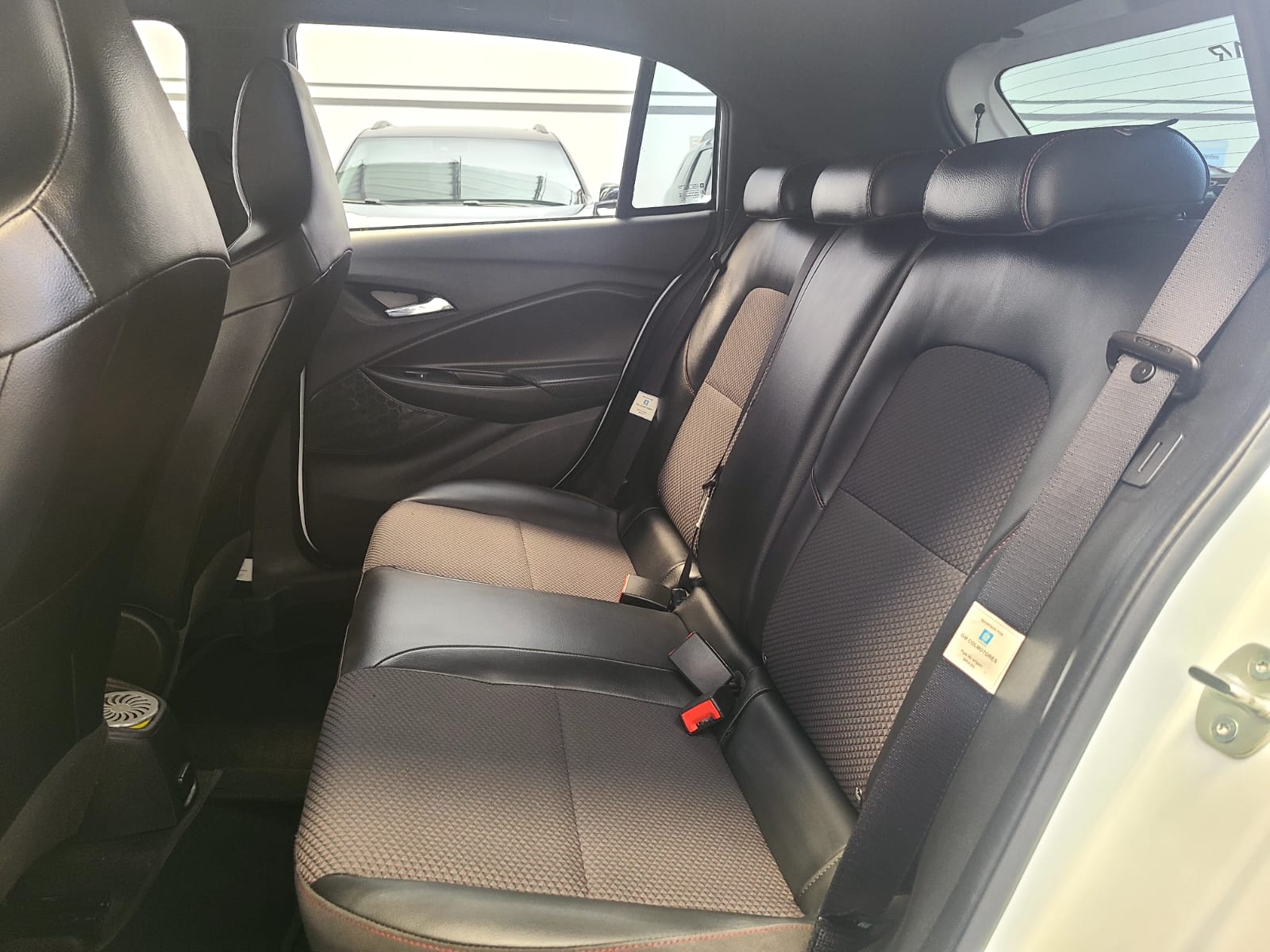 
								ONIX RS TURBO AC 1.0 5P 4X2 TM full									