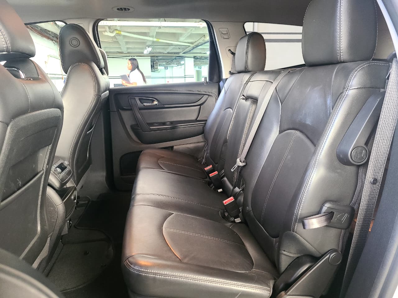 
								TRAVERSE 2LT AWD 3.6L AWD AT full									