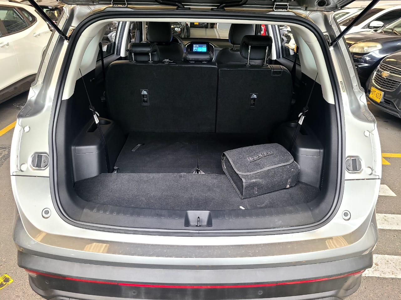 
								CAPTIVA PREMIER TURBO AC 1.5 AT full									