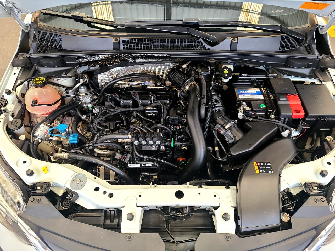 
								ONIX LT TP 1000CC T 4P 6AB ABS full									