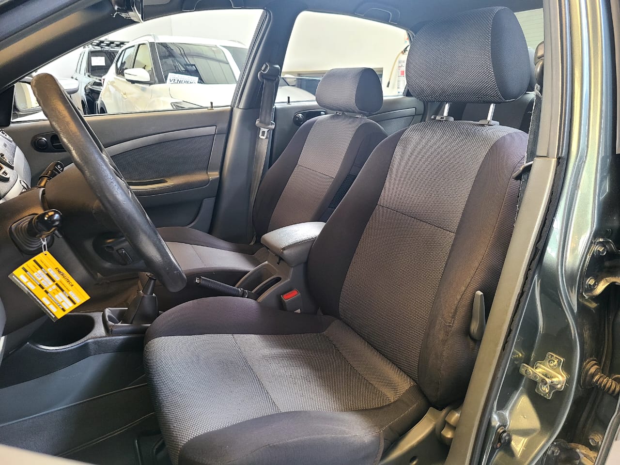 
								OPTRA ADV 1.6 4P M/T A/C full									