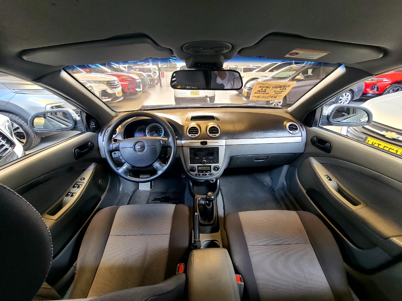 
								OPTRA ADV 1.6 4P M/T A/C full									