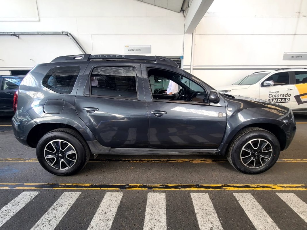 
								DUSTER DYNAMIQUE INTENS AT 2000CC 4X2 full									