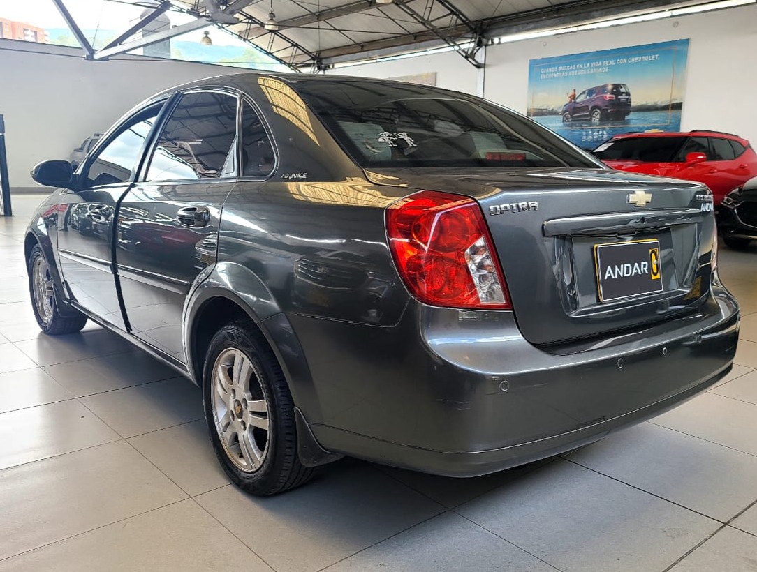 
								OPTRA ADV 1.6 4P M/T A/C full									