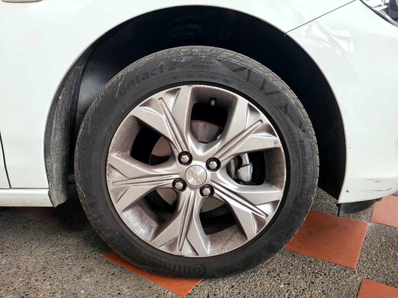 
								ONIX LTZ TURBO AC 1.0 4P 4X2 TA (D) full									