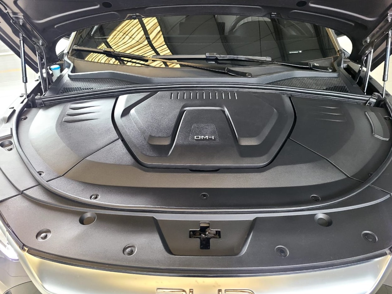 
								BYD SONG PLUS DM-I GS AT 1500CC 6AB ABS CT full									