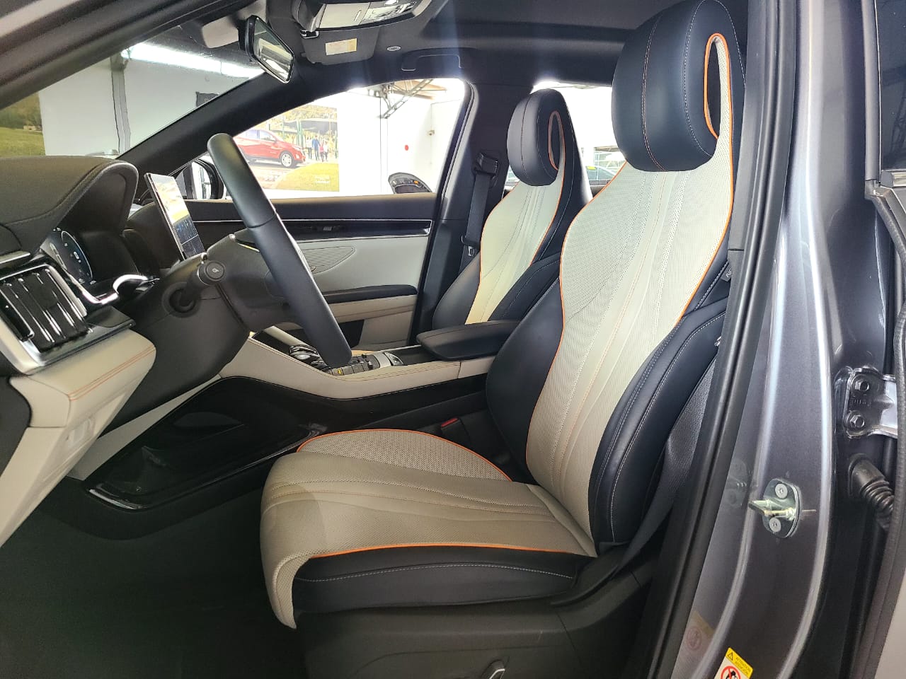 
								BYD SONG PLUS DM-I GS AT 1500CC 6AB ABS CT full									