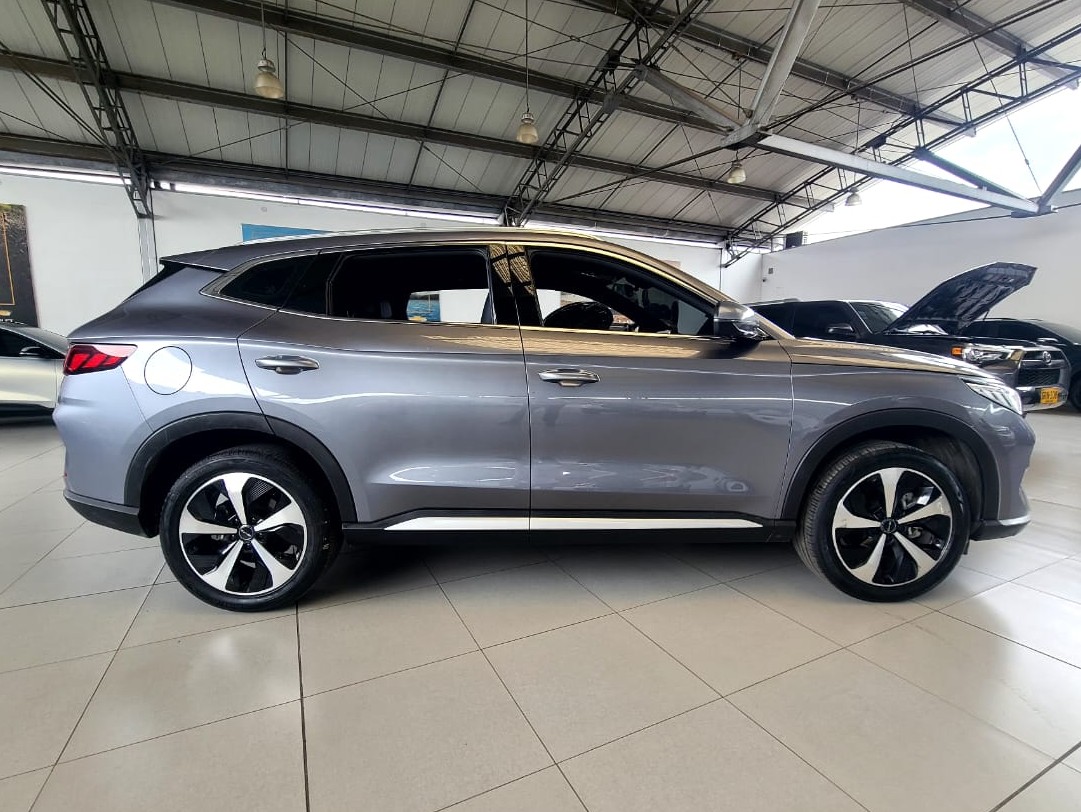 
								BYD SONG PLUS DM-I GS AT 1500CC 6AB ABS CT full									