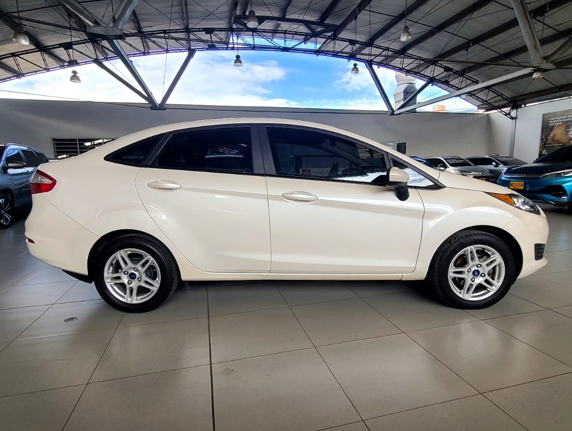 
								FORD FIESTA [7] SPORTBACK SE MT 1600CC 4P full									