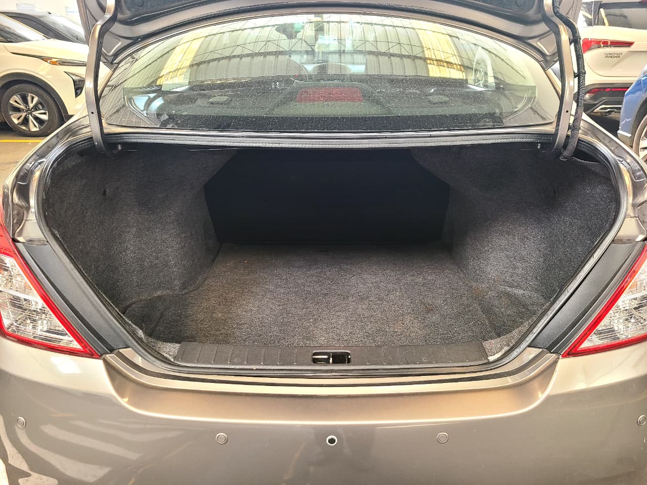 NISSAN VERSA [FL] SENSE AT 1600CC 2AB ABS full