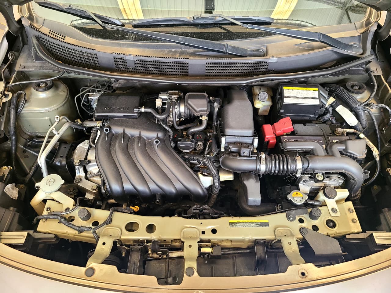 NISSAN VERSA [FL] SENSE AT 1600CC 2AB ABS full