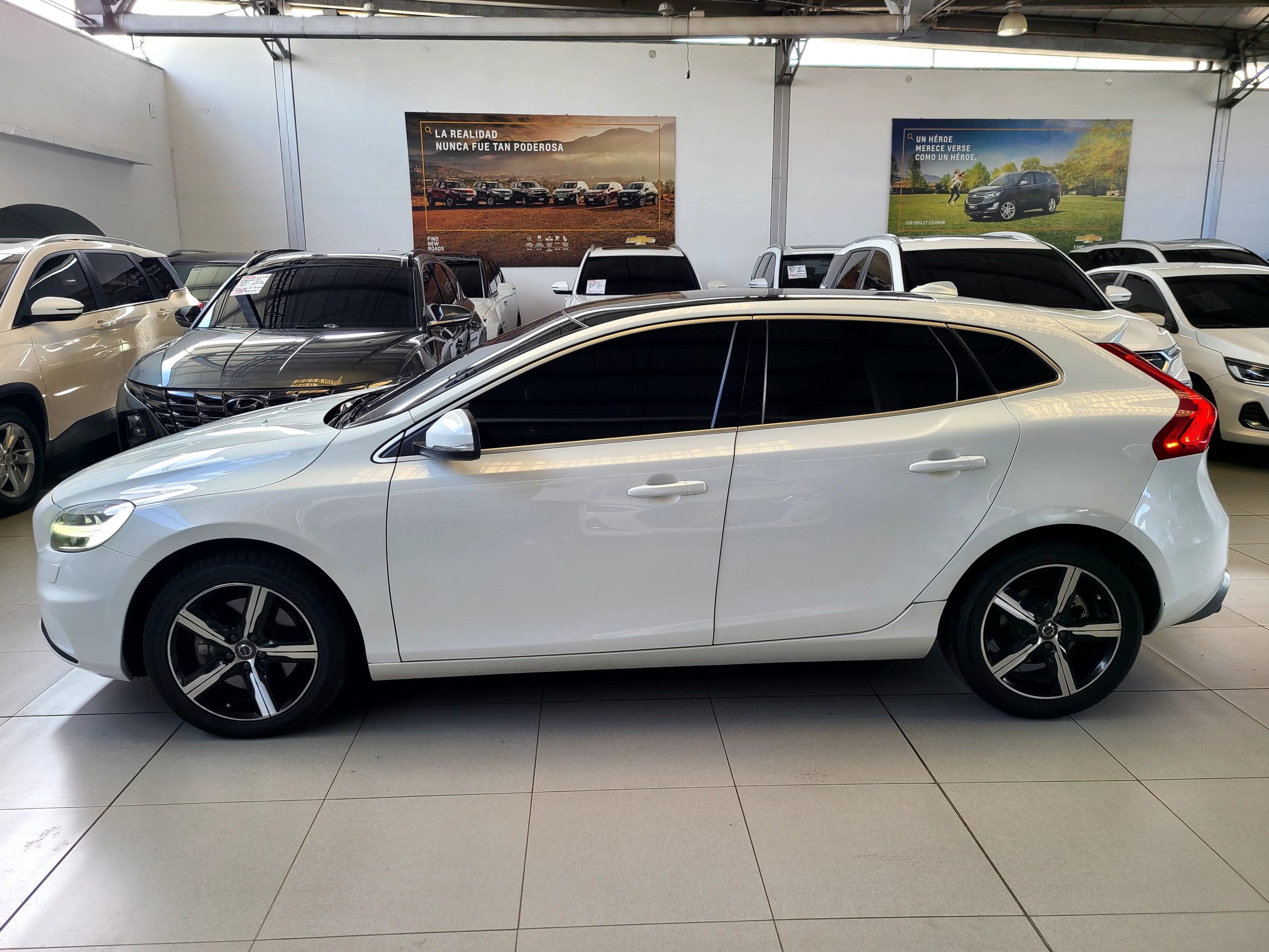 V40(2)(FL)T4 DRIVE E R DESIGN TP 2000CC full