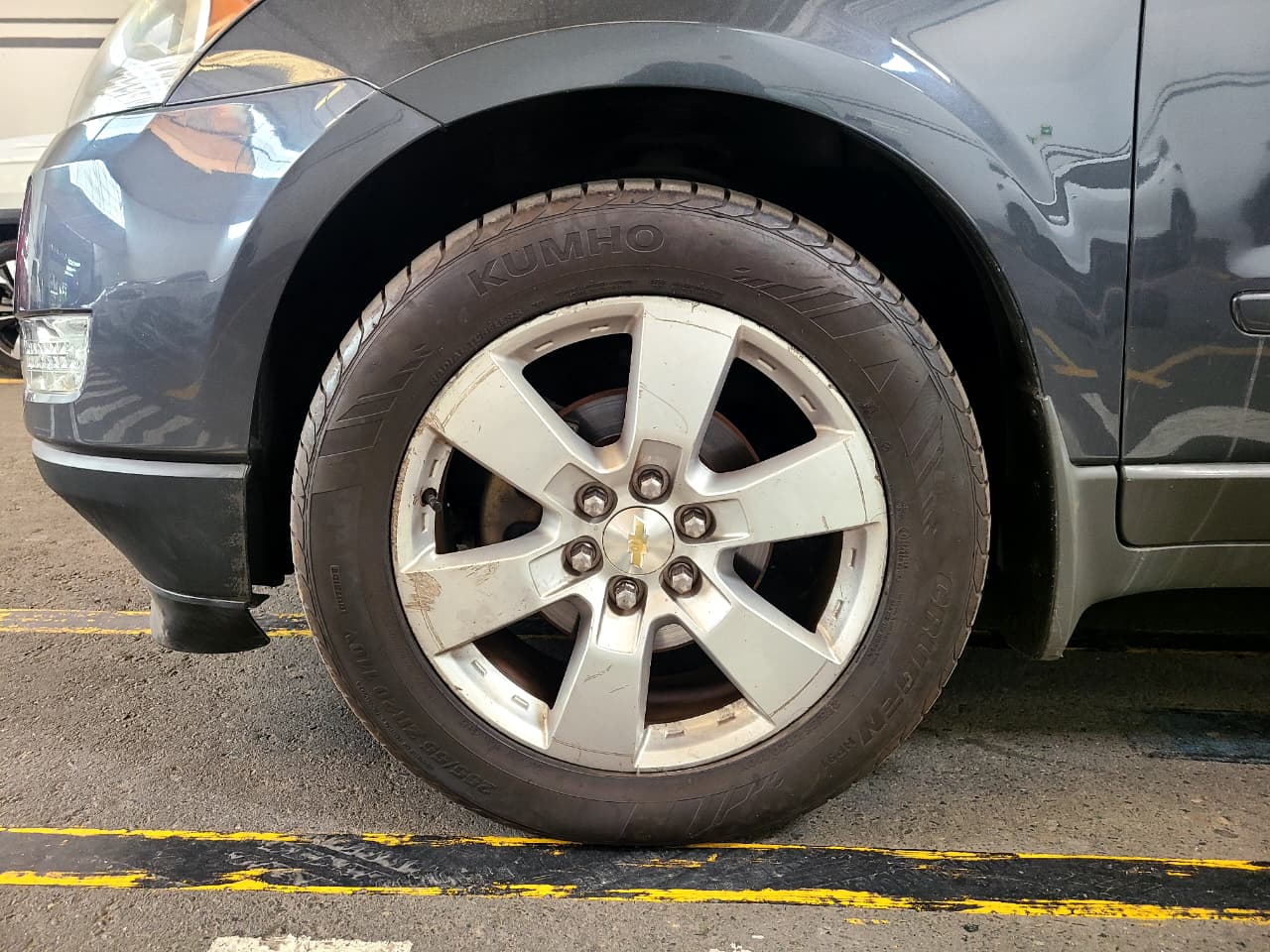 
								TRAVERSE 3.6L AT LS AWD full									