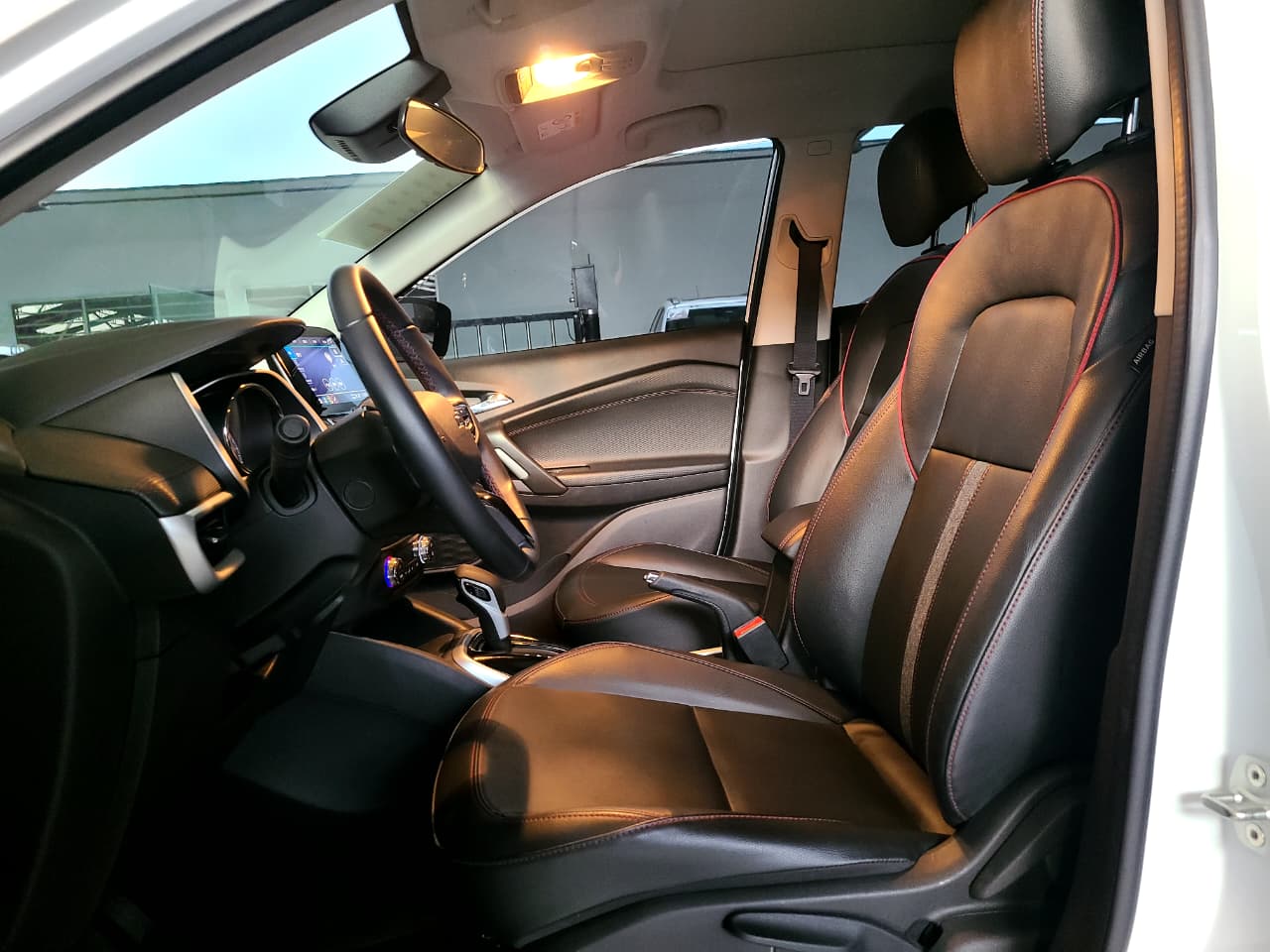 
								TRACKER TURBO RS full									