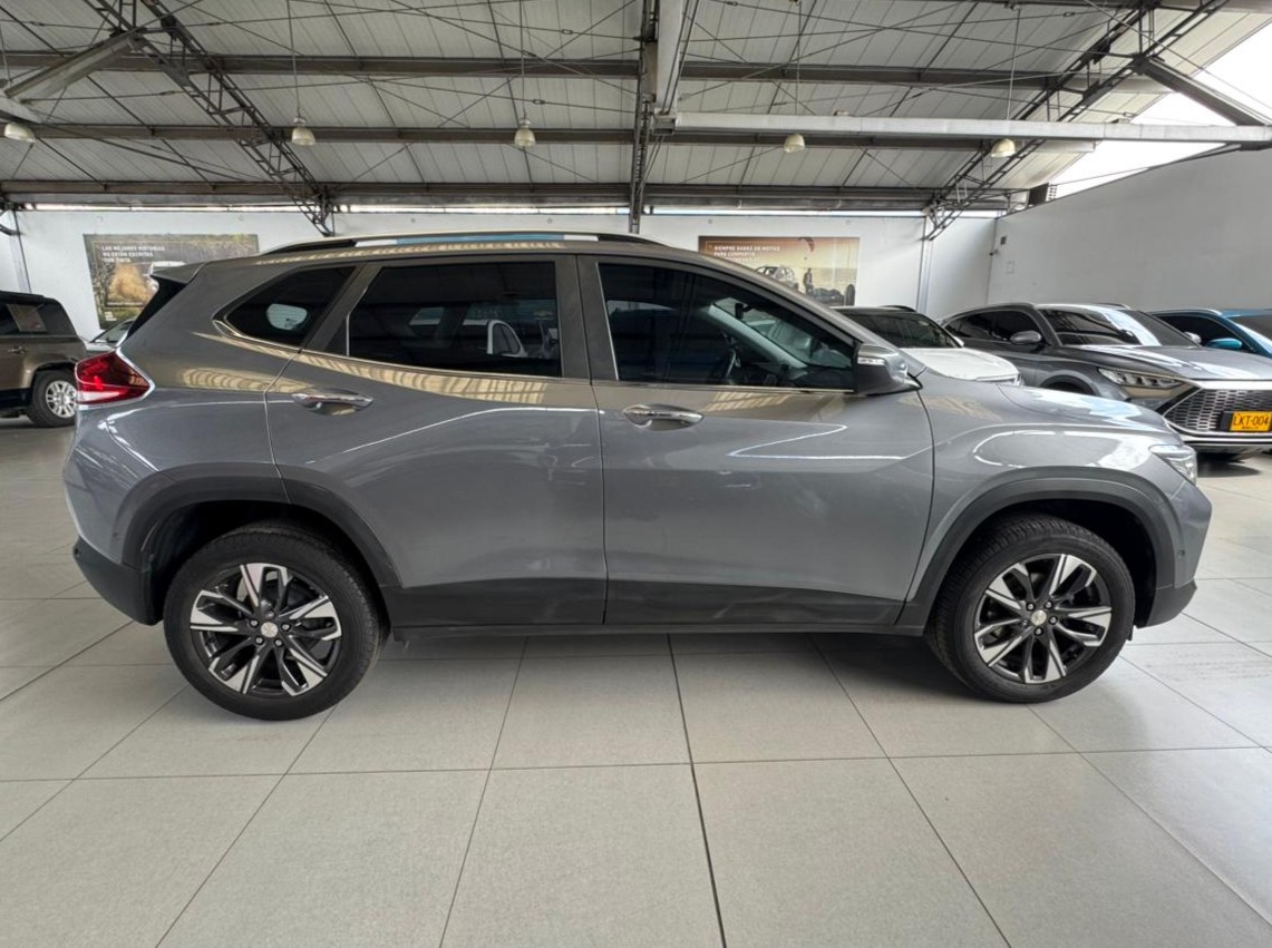
										CHEVROLET TRACKER [2] PREMIER TP 1200CC T CT full									