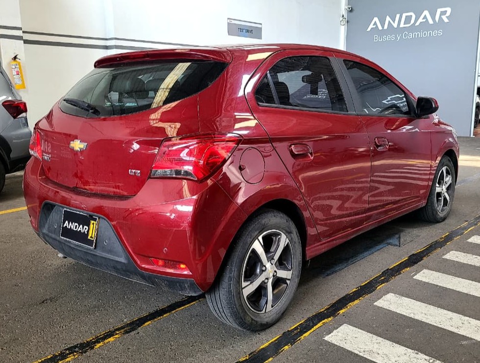 
								ONIX 1.4L LTZ AT 5P MCM full									