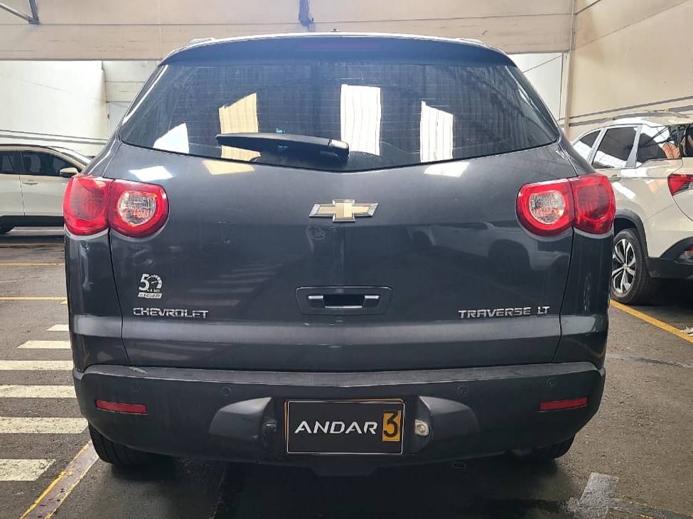 
								TRAVERSE 3.6L AT LS AWD full									