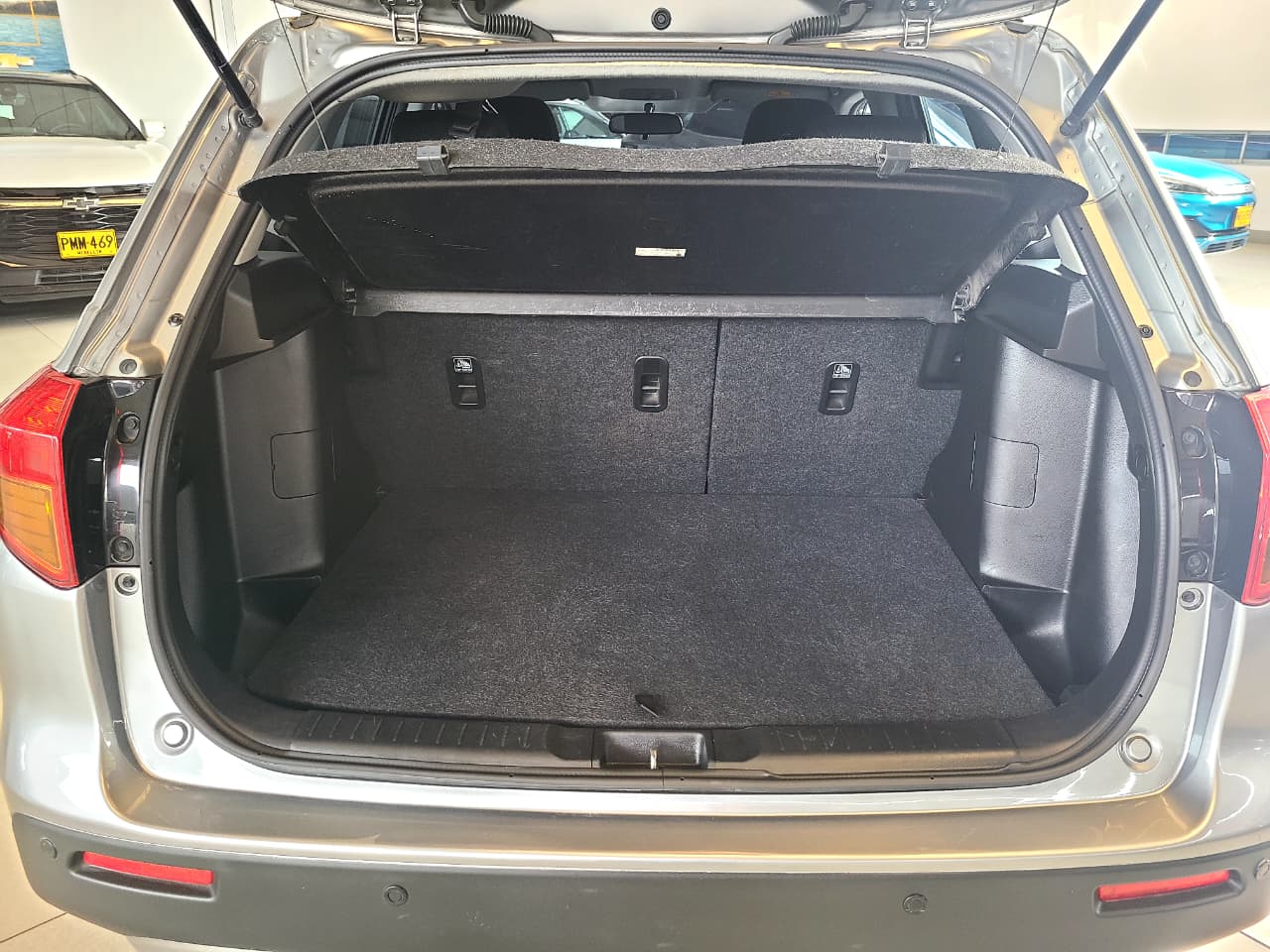 
								SUZUKI VITARA GL AT 1600CC 2AB ABS 4X2 AA full									