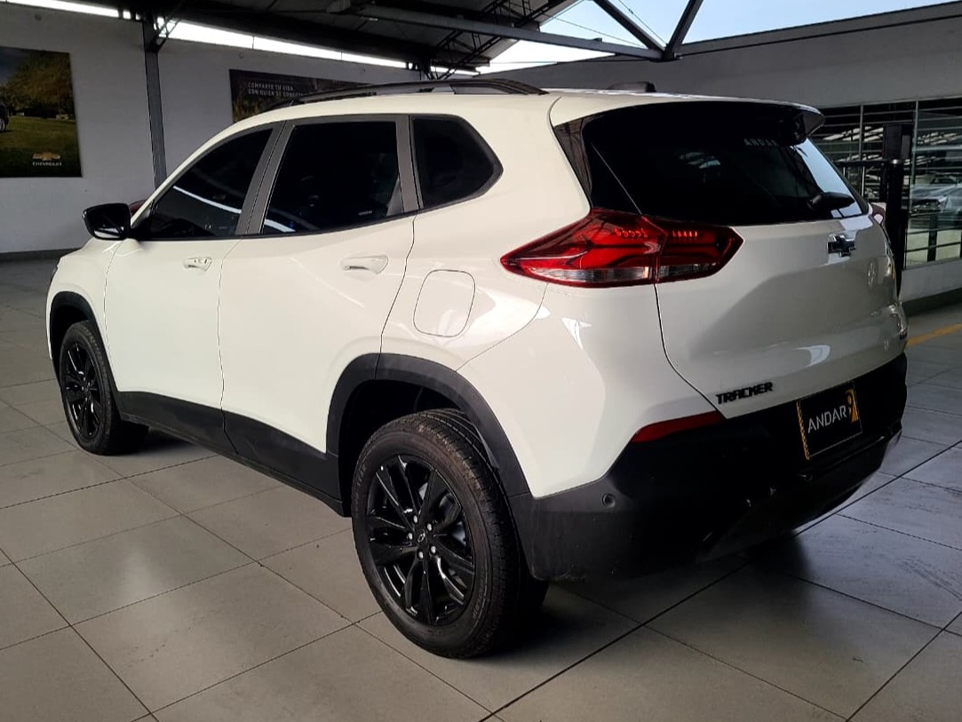 
								TRACKER TURBO RS full									