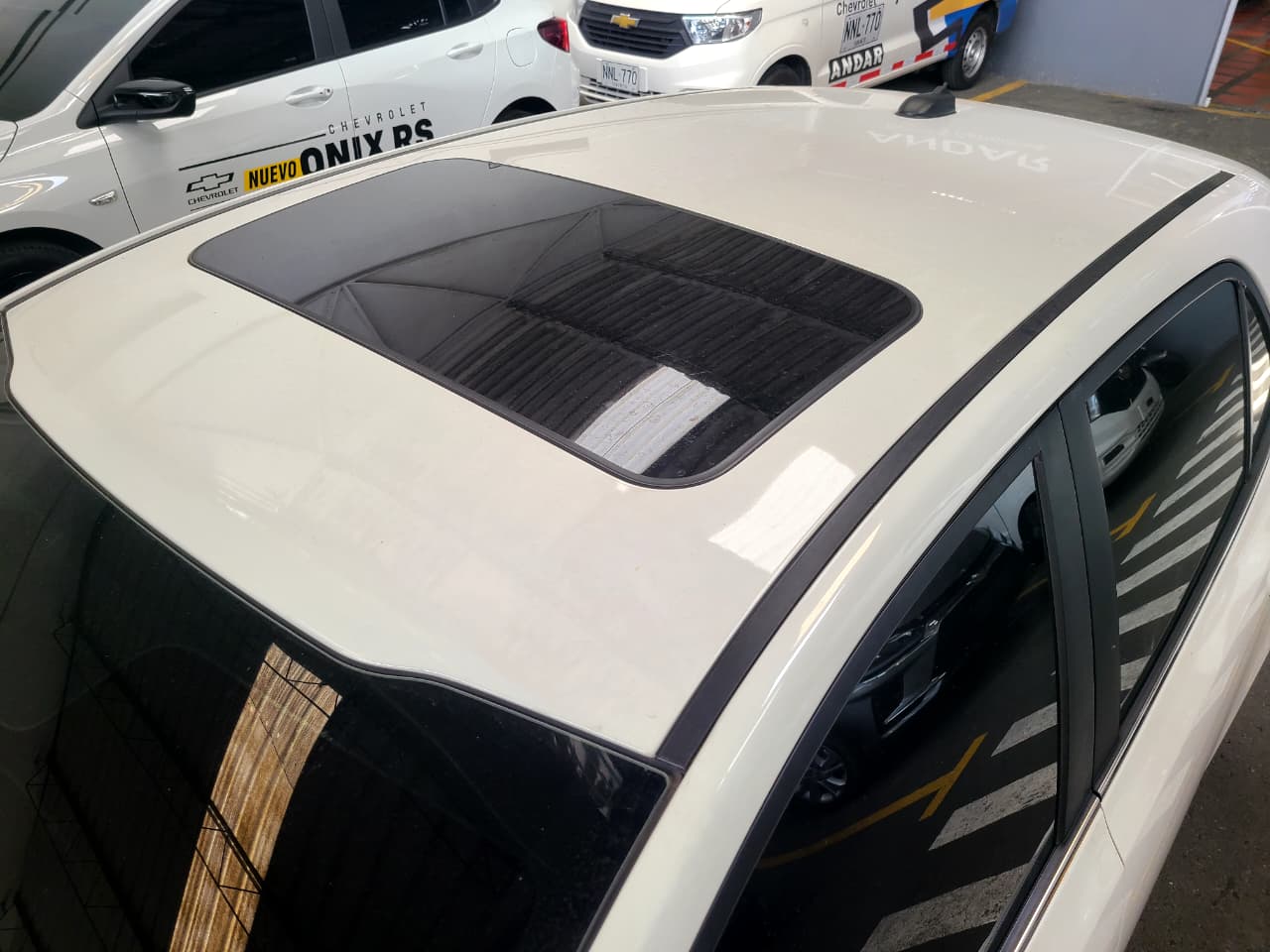 
								KIA PICANTO [3] [FL] GT LINE AT 1250 CC 6AB ABS AA R15 full									