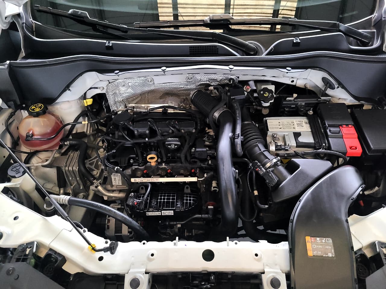 
								CHEVROLET TRACKER [2] LS MT 1200CC T full									