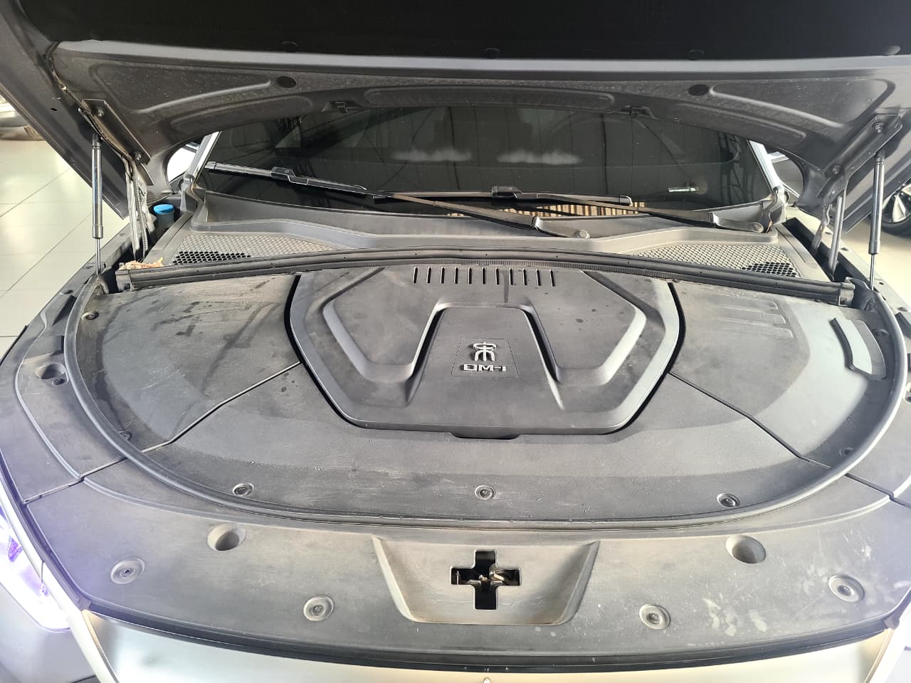 
								BYD SONG PLUS DM-I GS AT 1500CC 6AB ABS CT full									