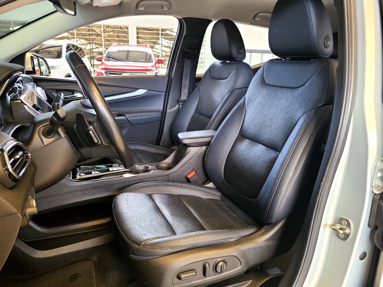 
								BOLT EUV ELECTRICO full									