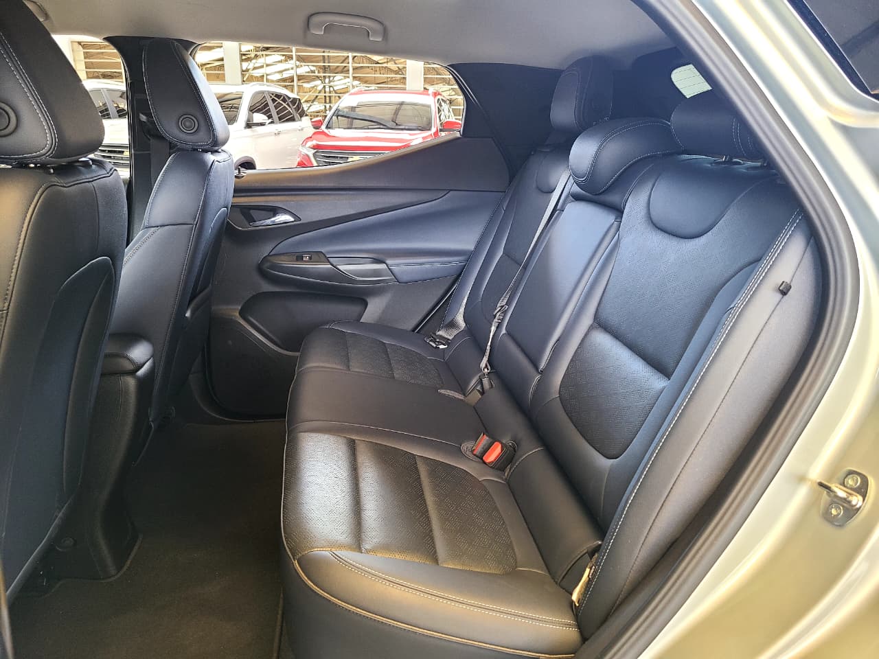 
								BOLT EUV ELECTRICO full									