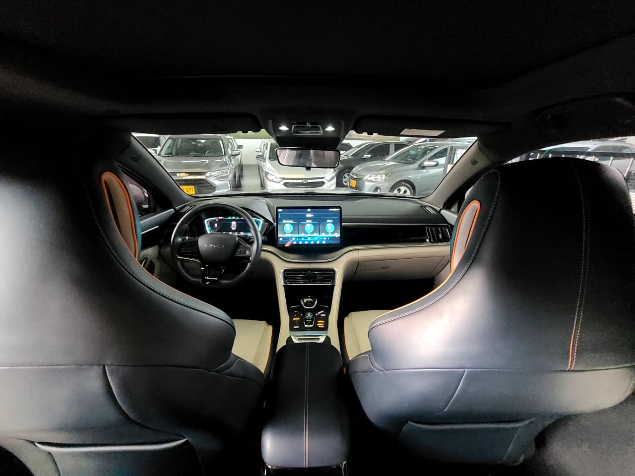 
								BYD SONG PLUS DM-I GS AT 1500CC 6AB ABS CT full									