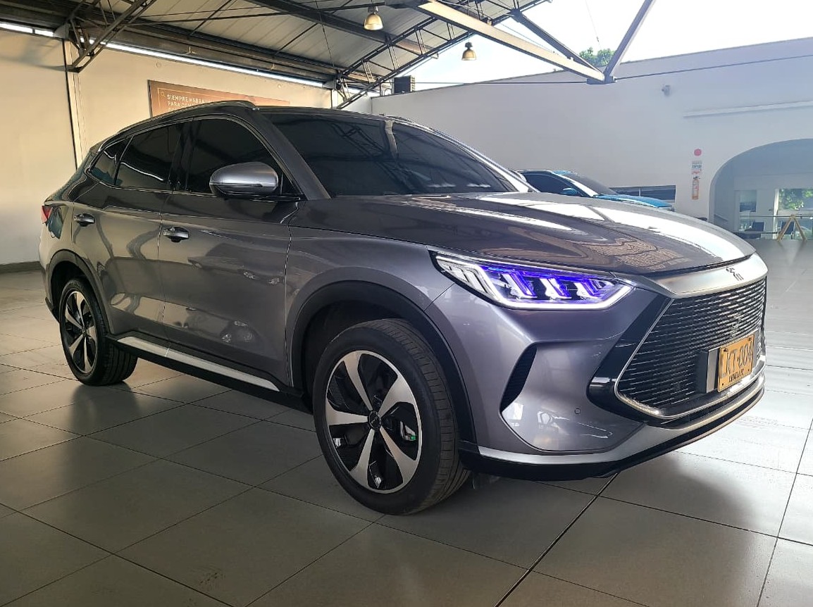 
								BYD SONG PLUS DM-I GS AT 1500CC 6AB ABS CT full									