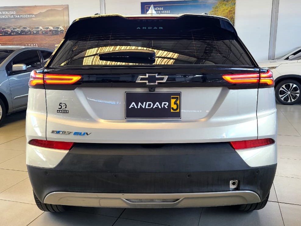 
								BOLT EUV ELECTRICO full									