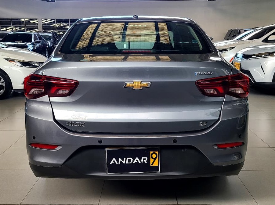 
								ONIX LT TURBO AC 1.0 4P 4X2 TM full									