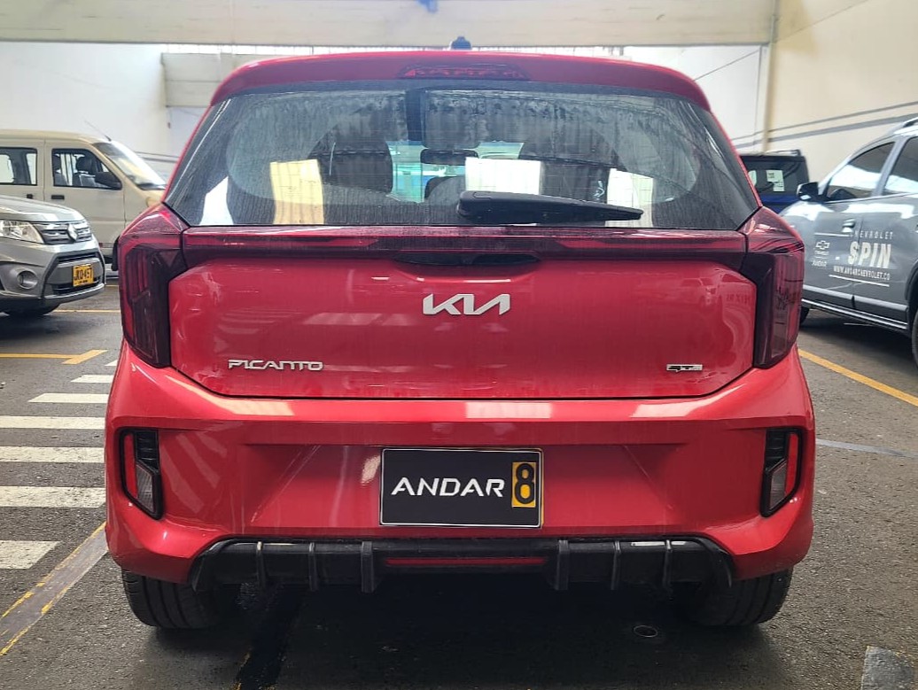 
								KIA PICANTO [3] [FL] GT LINE AT 1250 CC 6AB ABS AA R15 full									