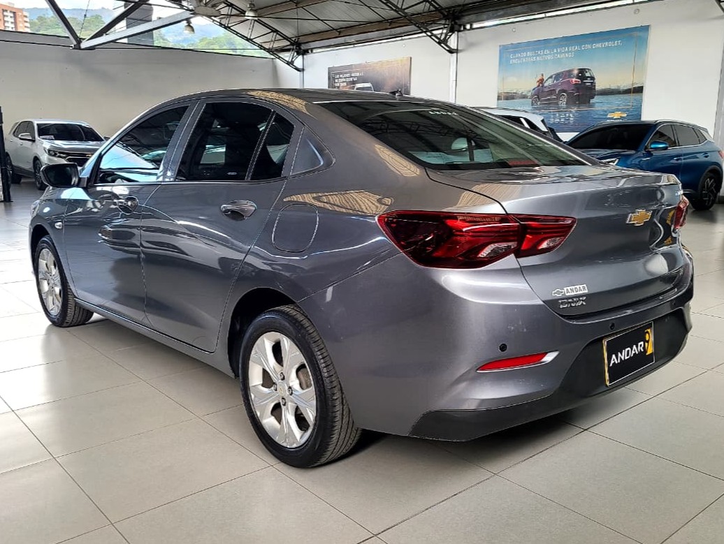 
								ONIX LT TURBO AC 1.0 4P 4X2 TM full									