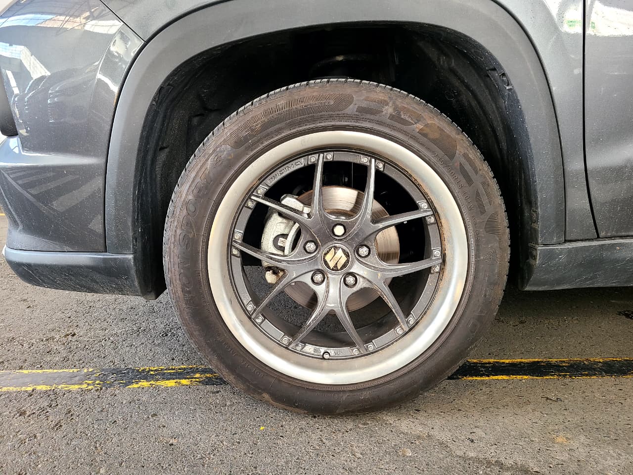 
								SUZUKI GRAND VITARA GLX HYBRID AT 1500CC 6AB 4X4 full									