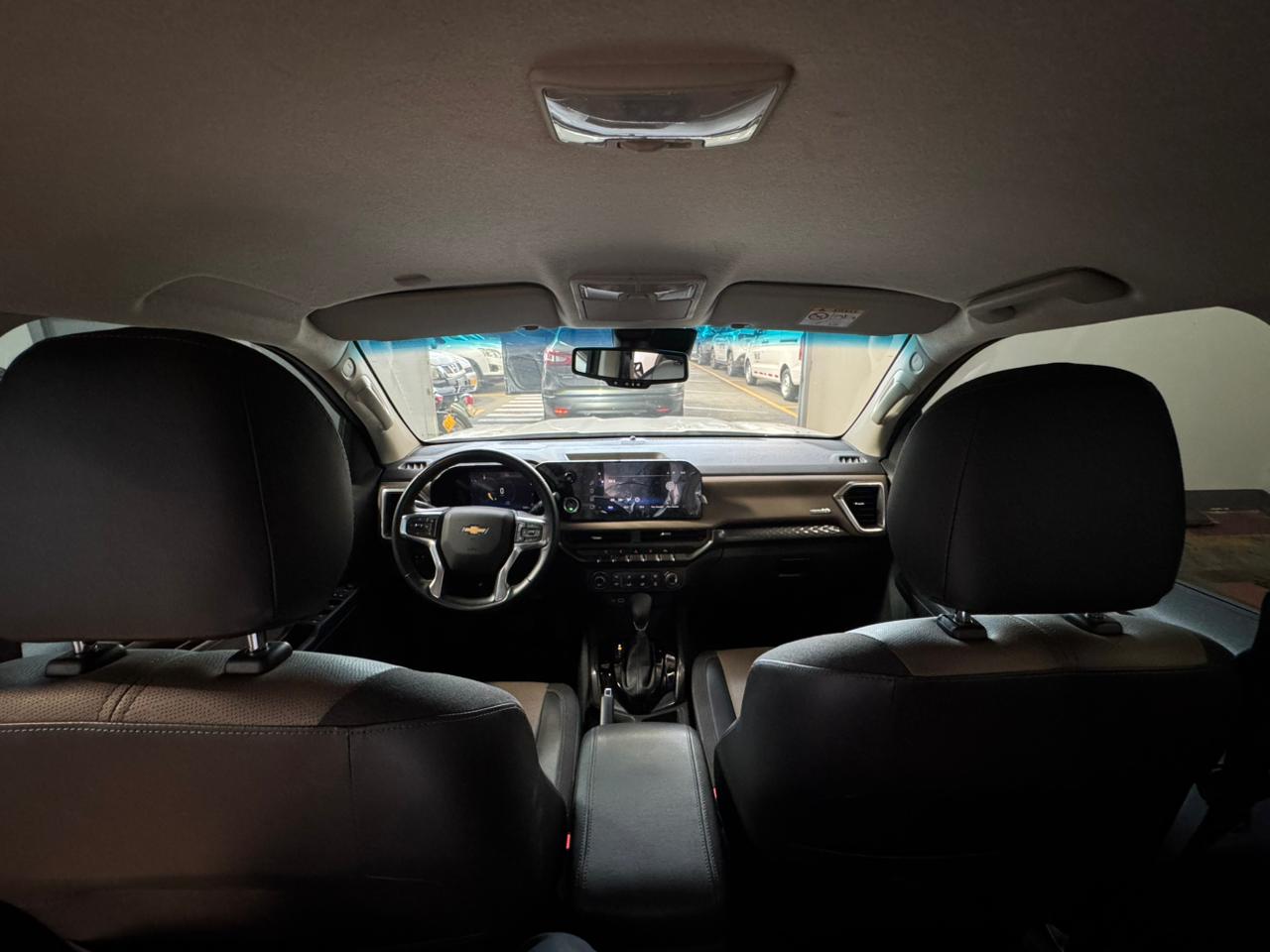 
								COLORADO HC CC 4X4 full									