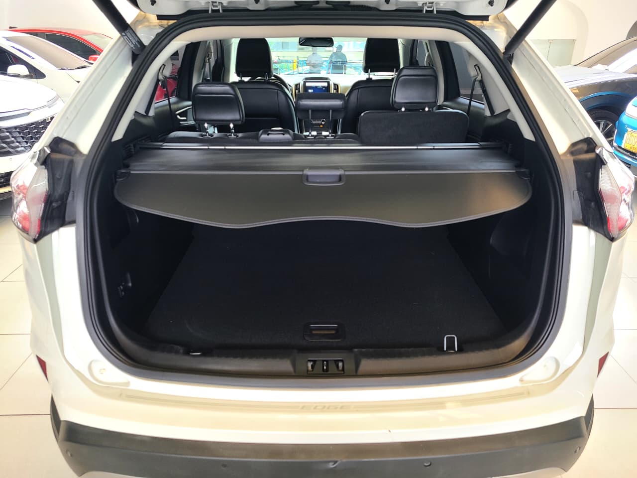 
								FORD EDGE [2] SEL TP 2000CC T full									