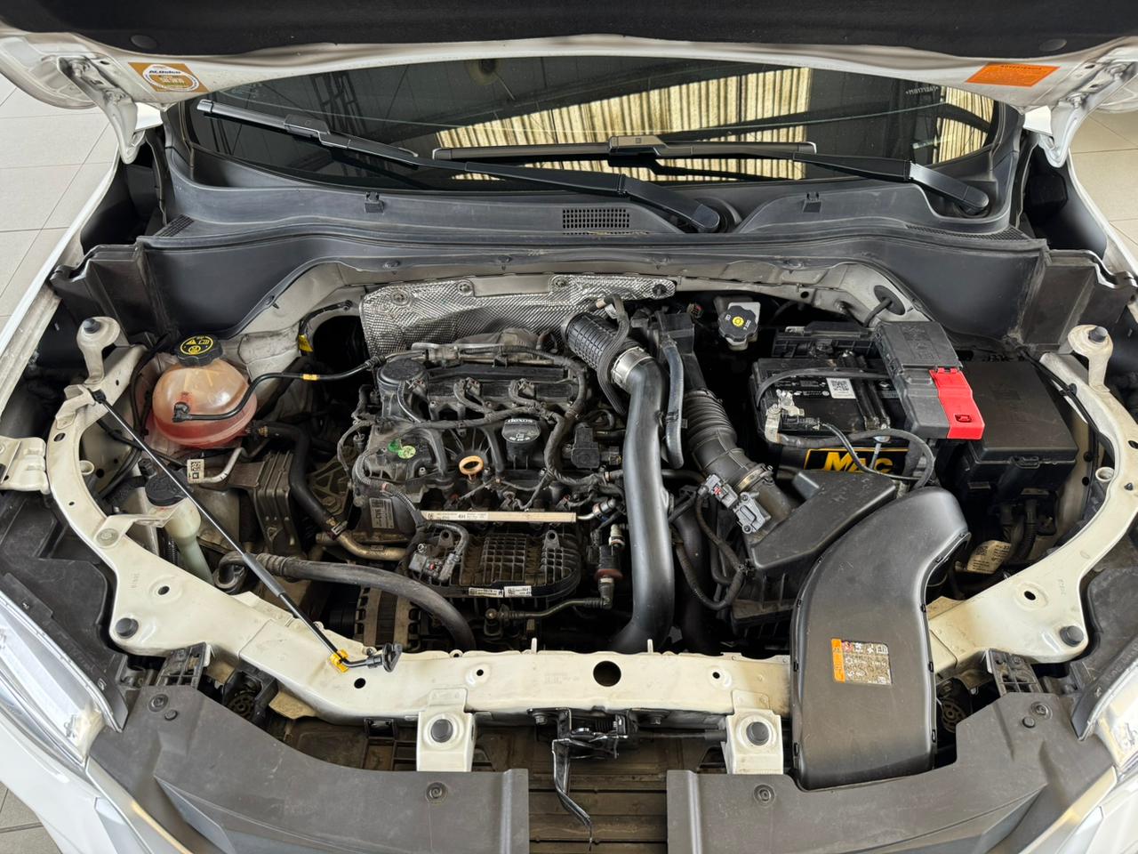 
								TRACKER LS TURBO AC 1.2 5P 4X2 TM full									