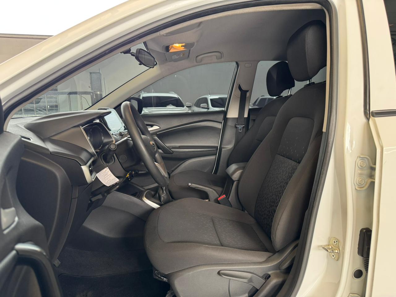 
								TRACKER LS TURBO AC 1.2 5P 4X2 TM full									