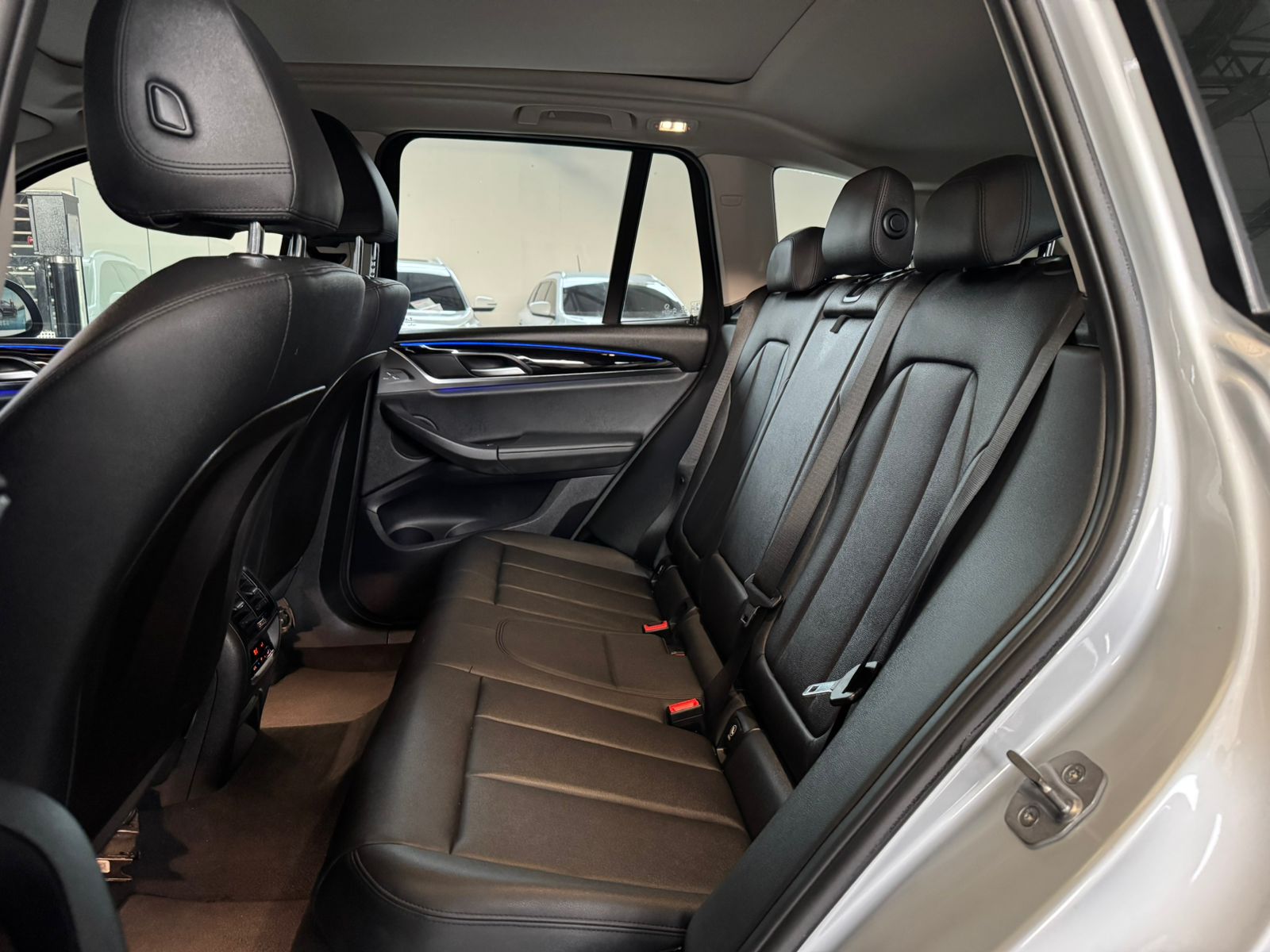
								BMW X3 [G01] xDrive30i TP 2000CC T full									