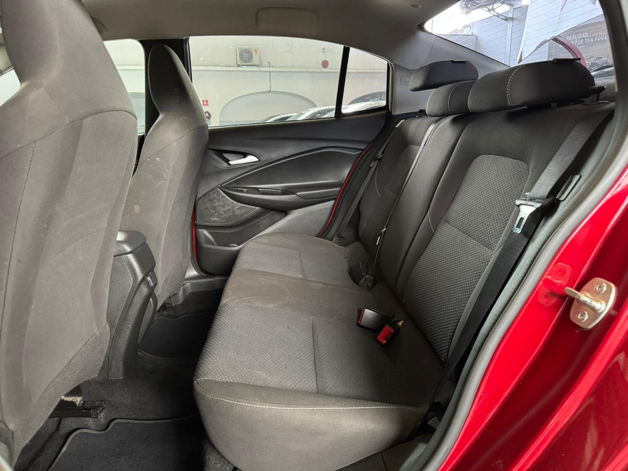 
										CHEVROLET ONIX [2] LT TP 1000CC T 4P 6AB ABS full									