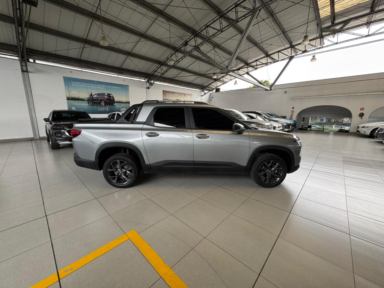 
								CHEVROLET MONTANA PREMIER AT 1200CC T ABS full									