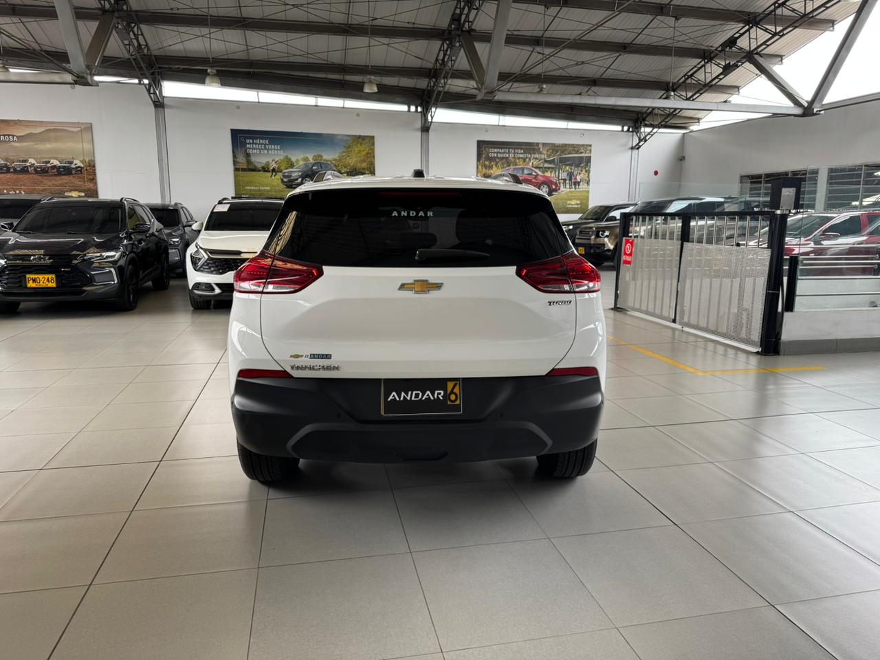 
								TRACKER LS TURBO AC 1.2 5P 4X2 TM full									