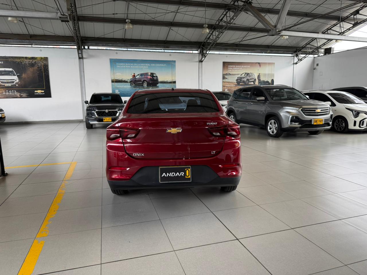 
										CHEVROLET ONIX [2] LT TP 1000CC T 4P 6AB ABS full									